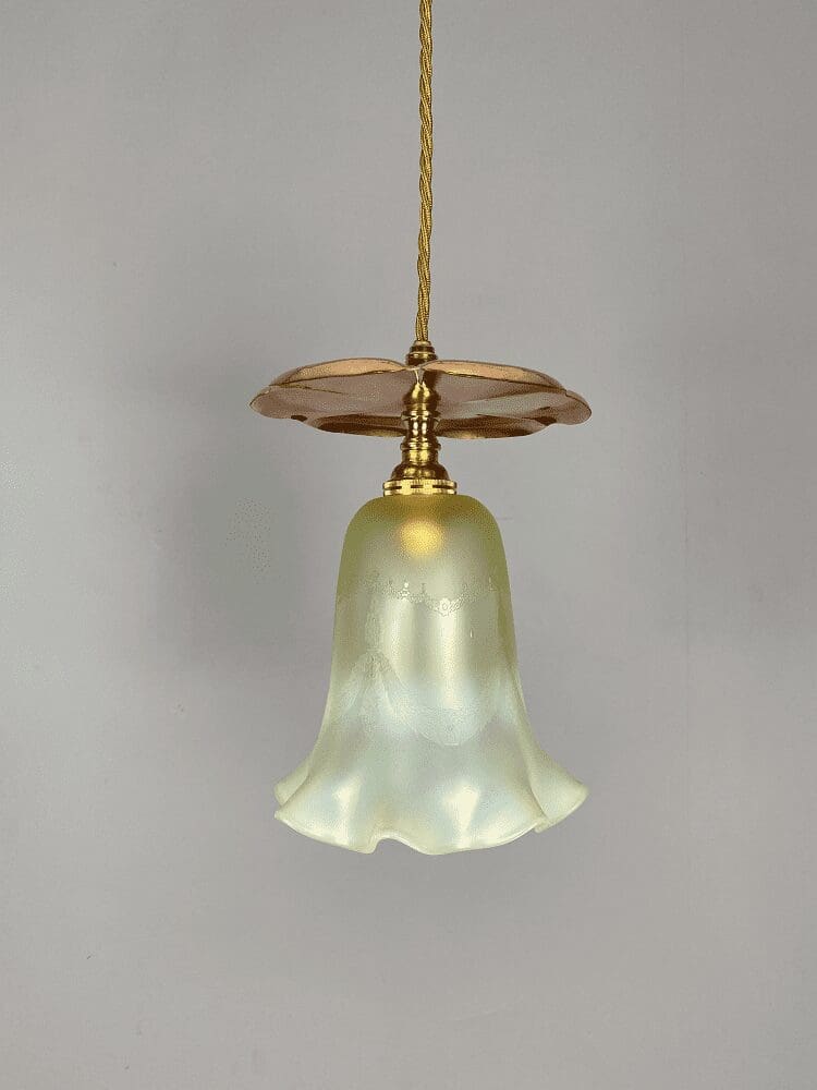 Lily Pad Pendant Light with Vaseline Glass Shade (23050-7)