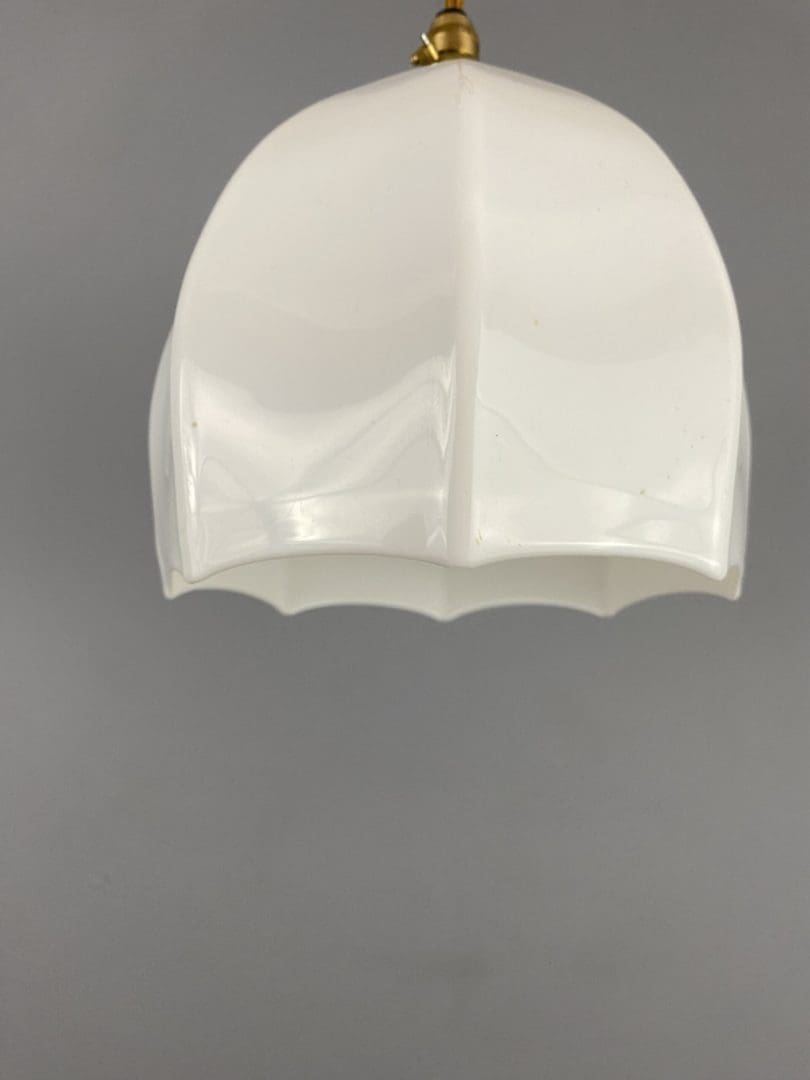 Small Vintage White Glass Pendant Light with Umbrella Edge (32132)