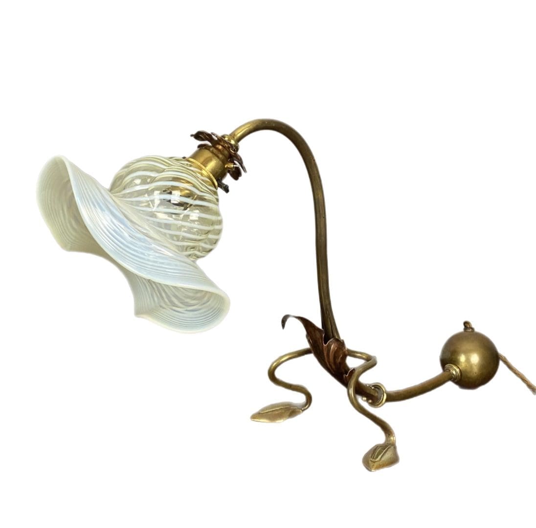 Original Art Nouveau Vaseline Glass Table Lamp (22522)