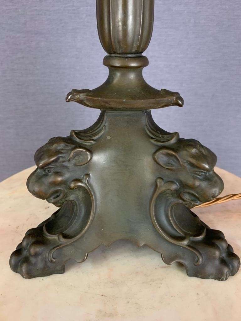 Vintage Table Lamp with Three Lions Base (91008)