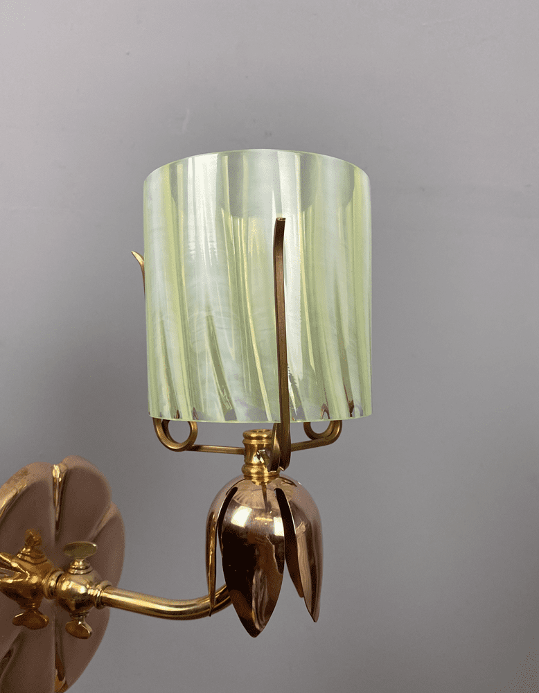 Lily Pad Wall Light